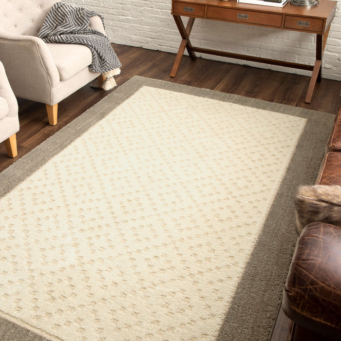 Chateau Maryann White & Gray Area Rug
