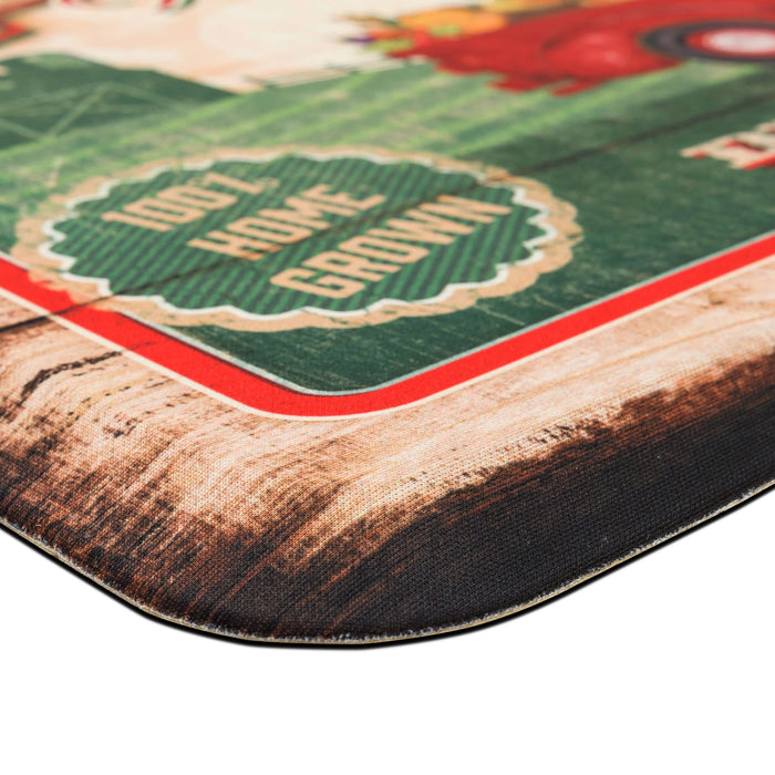 Luxe Farmstead Red & Green Mat