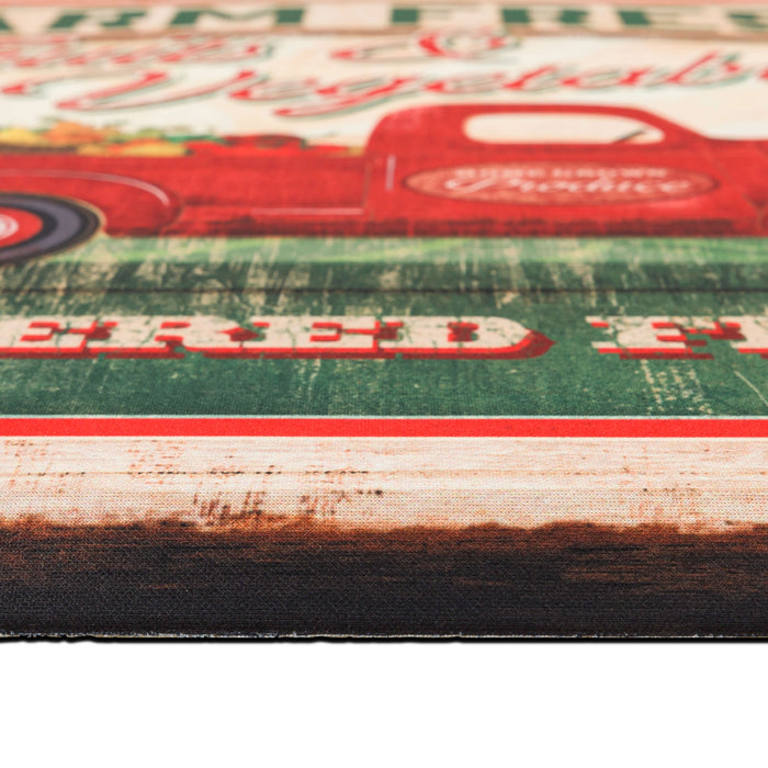 Luxe Farmstead Red & Green Mat