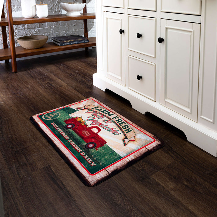 Luxe Farmstead Red & Green Mat