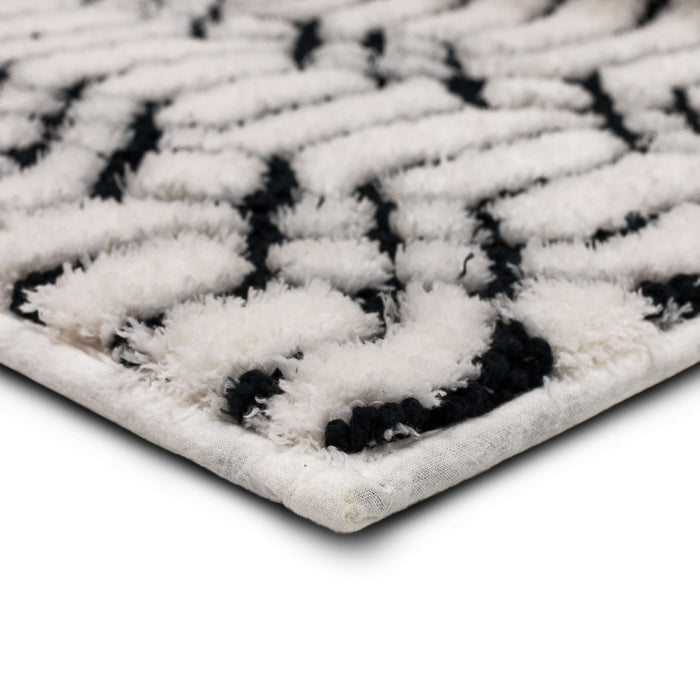 Lewis White and Black Bath Mat – Covered By Rugs