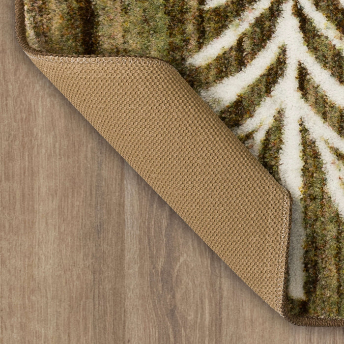 Farmhouse Yuletide Gray & White Accent Rug