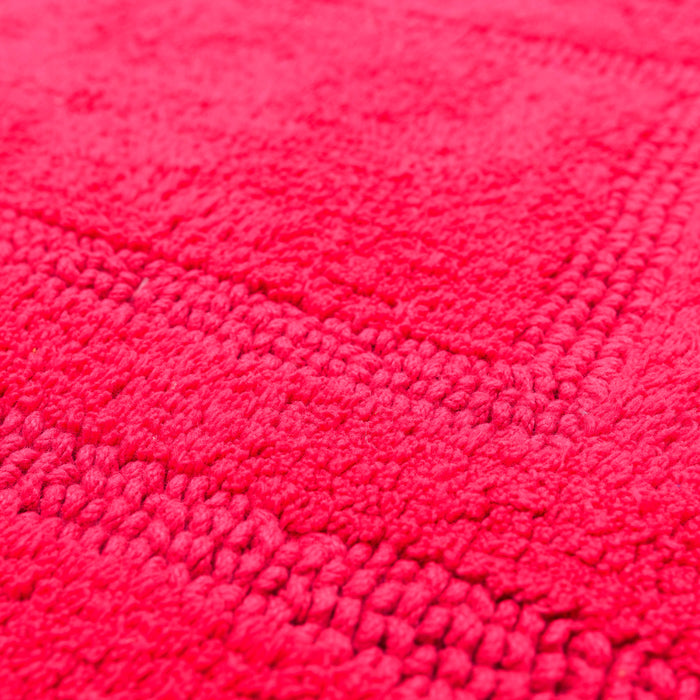 Avalon Fiesta Pink Bath Mat