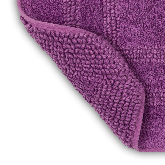 Avalon Fiesta Magenta Bath Mat