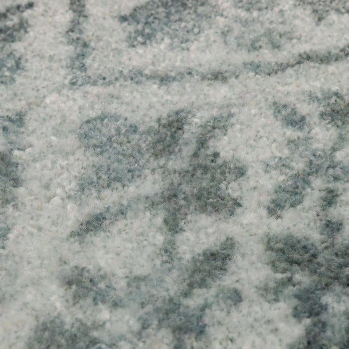 Ornamental Diamond Grey Accent Rug