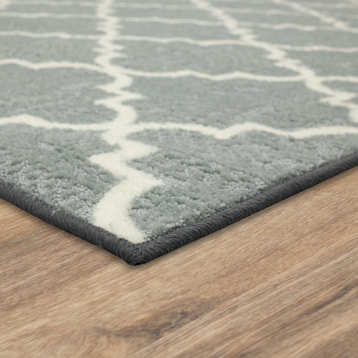 Acropolis Trellis Gray & White Area Rug