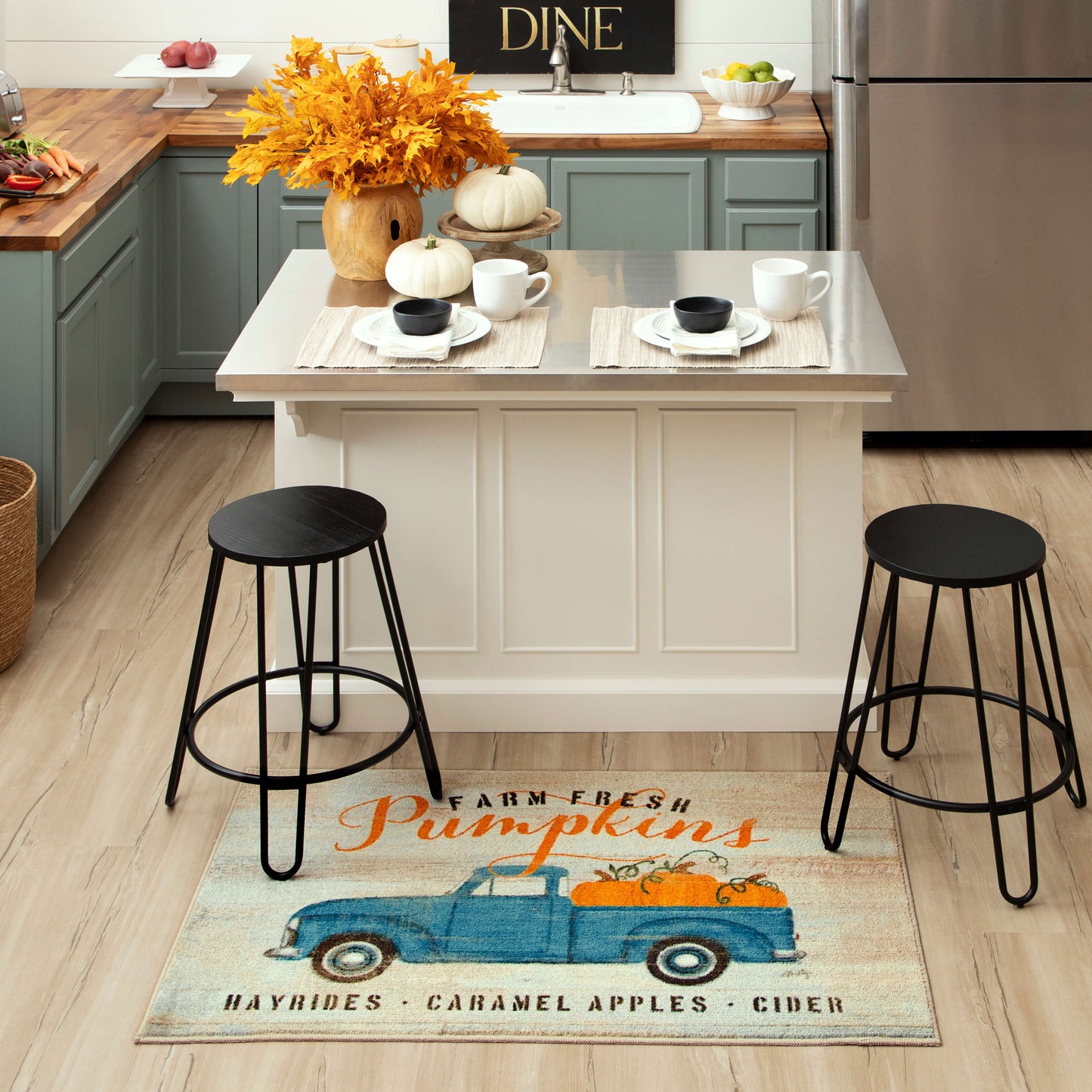 Fall Festival Natural Accent Rug