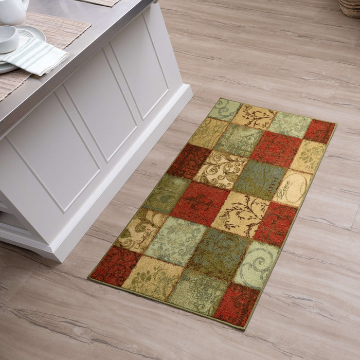 Scrollwork Tile Multicolor Accent Rug