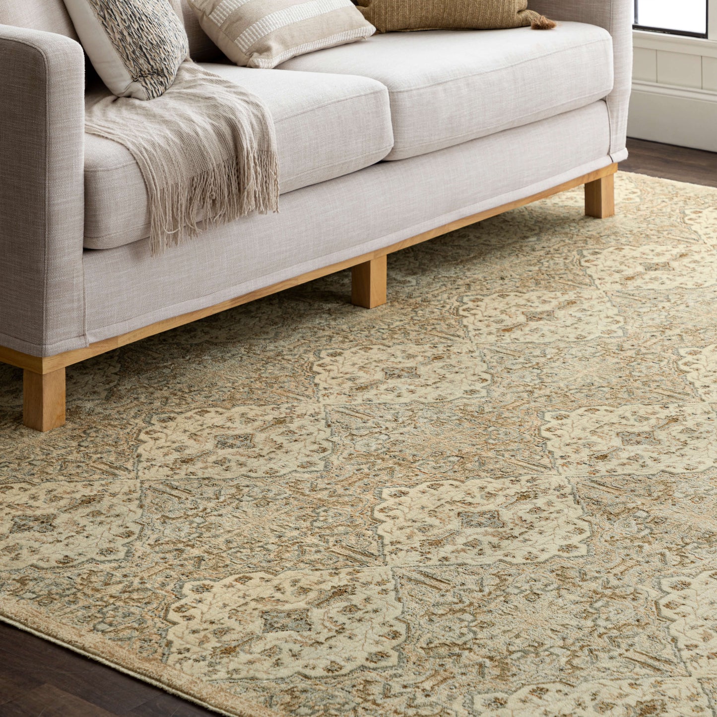 Karastan Divina Gloriana Cream Area Rug