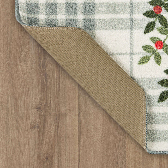 Holly Wreath Grey Plaid Accent Rug