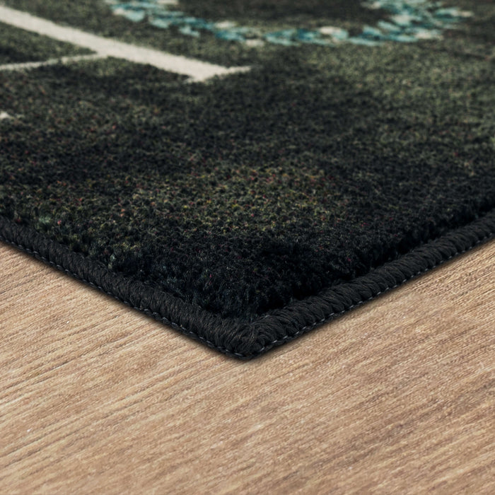 Wreath Home Black Accent Rug