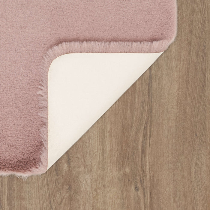 Segrest Plush Mauve Bath Mat