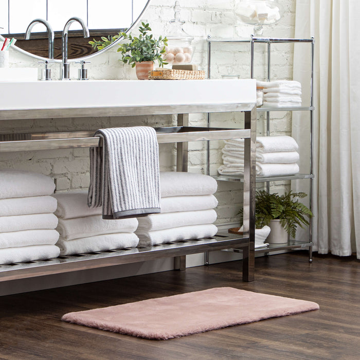 Segrest Plush Mauve Bath Mat