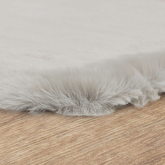 Segrest Plush Silver Bath Mat