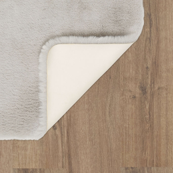 Segrest Plush Silver Bath Mat