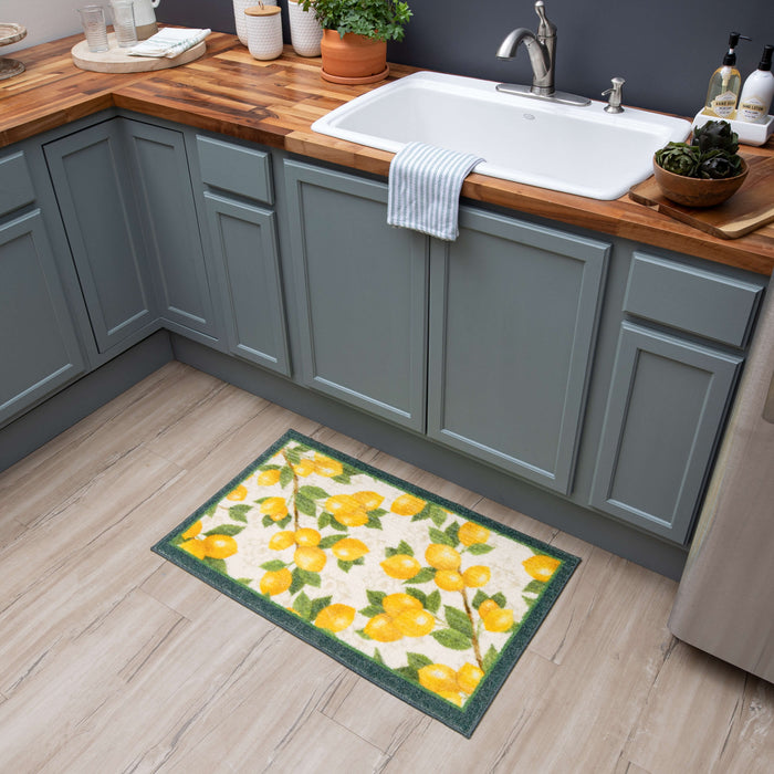 Lemon Tree White and Navy Accent Rug