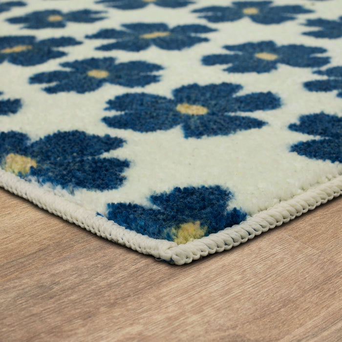 Delicate Floral Navy and White Accent Rug