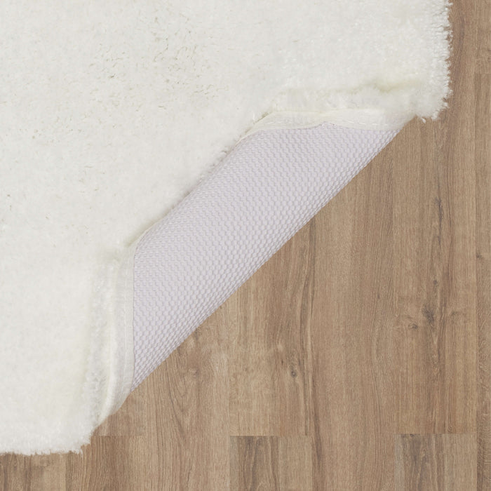 Annapolis Silk White Bath Mat